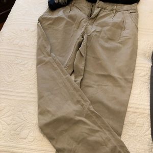 Aritzia cropped chino